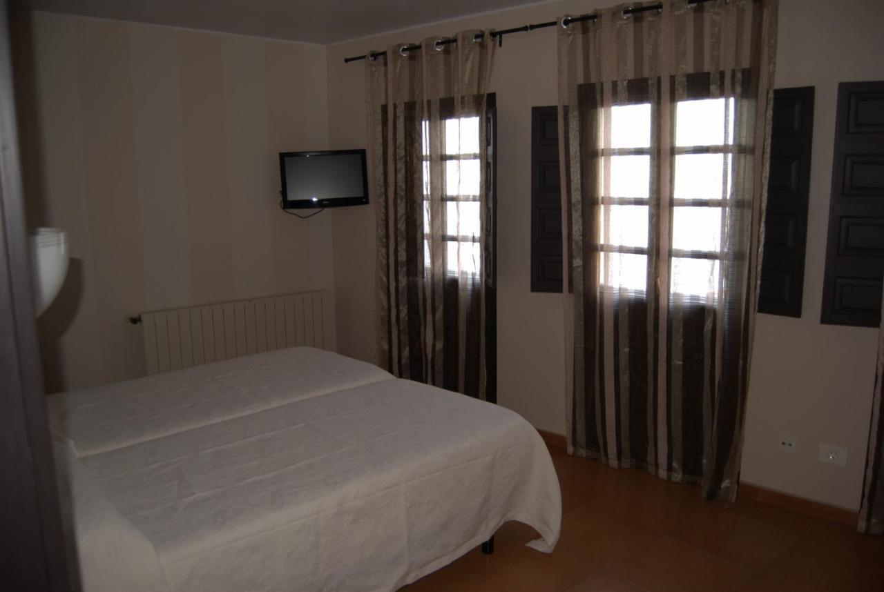 Hotel Palacio De Los Vallados Ластрес Экстерьер фото